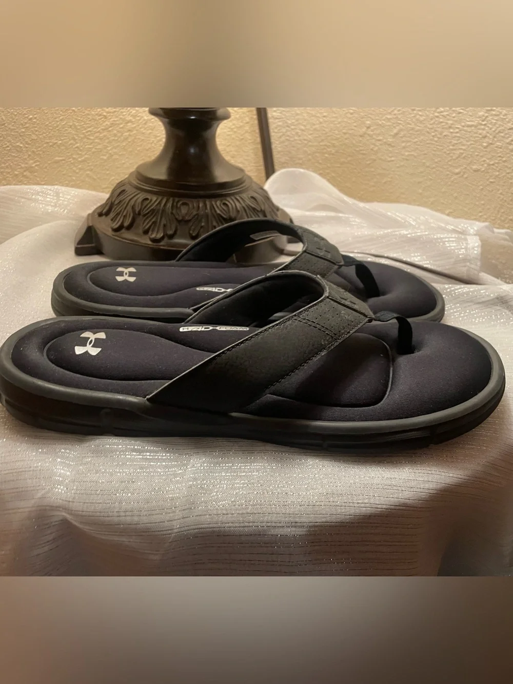 Under Armour Men’s Black Foam Cushioned Flip Flops